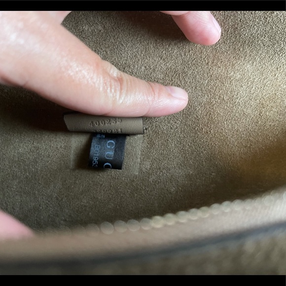 Auth GUCCI GG Supreme Monogram LE Medium Dionysus - Picture 11 of 16